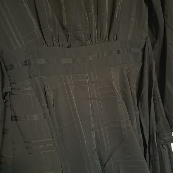 Black romper - Picture 3 of 3